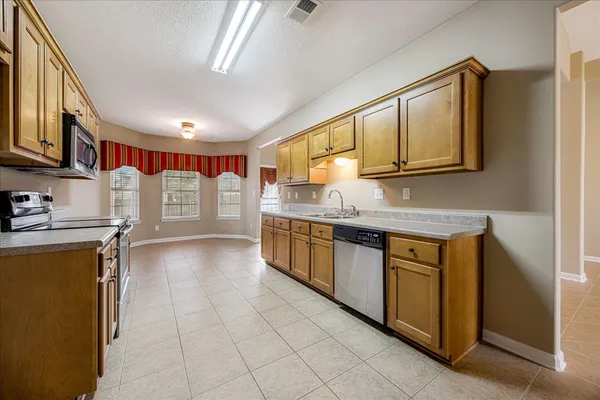 $349,000 | 3454 Carolyn Crossing South, Southaven, MS 38672