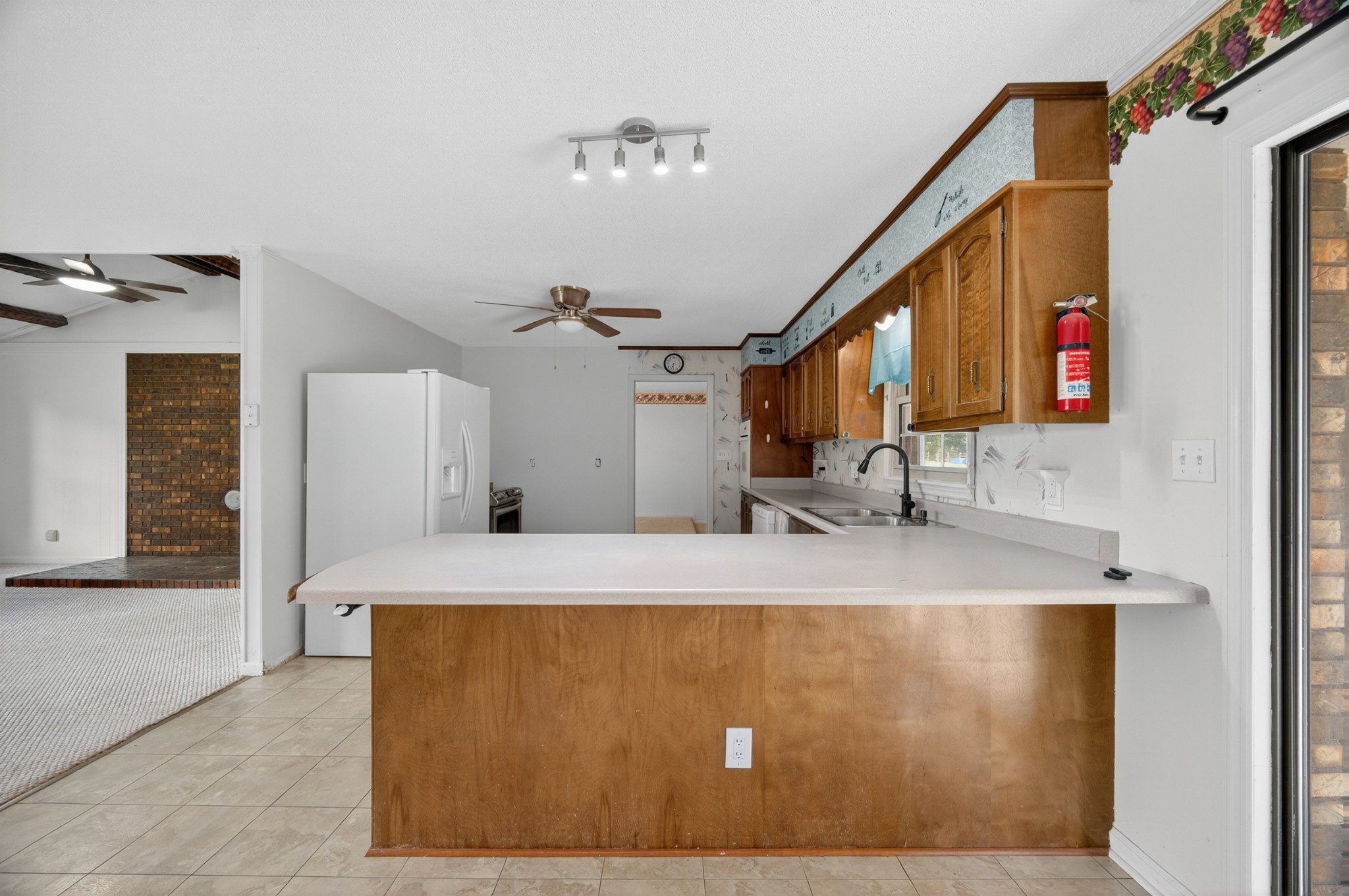 509 Limestone Road Elora, TN 37328 - Photo 12 of 41 a view of a room with wooden floor