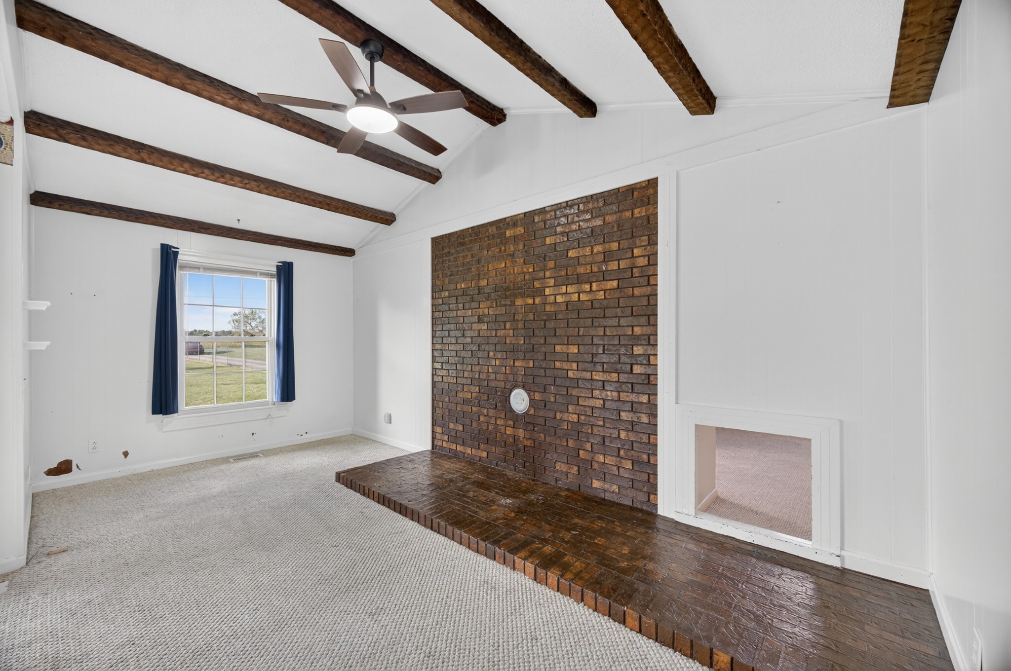 509 Limestone Road Elora, TN 37328 - Photo 8 of 41 a view of an empty room with windows