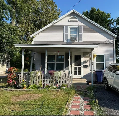 $225,000 | 113 Plain Street, Rutland, VT 05701