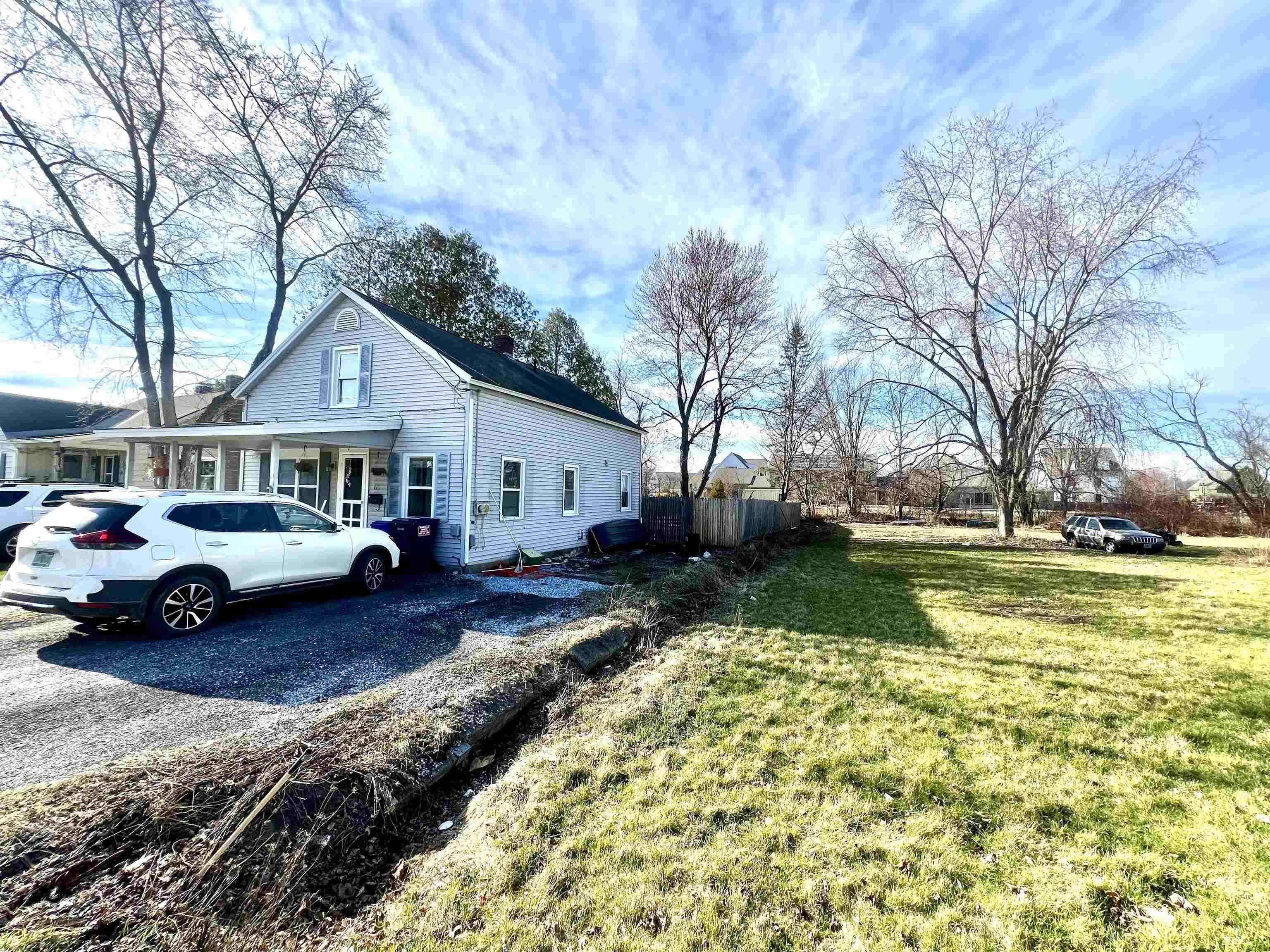 113 Plain Street Rutland, VT 05701 - Photo 2 of 23