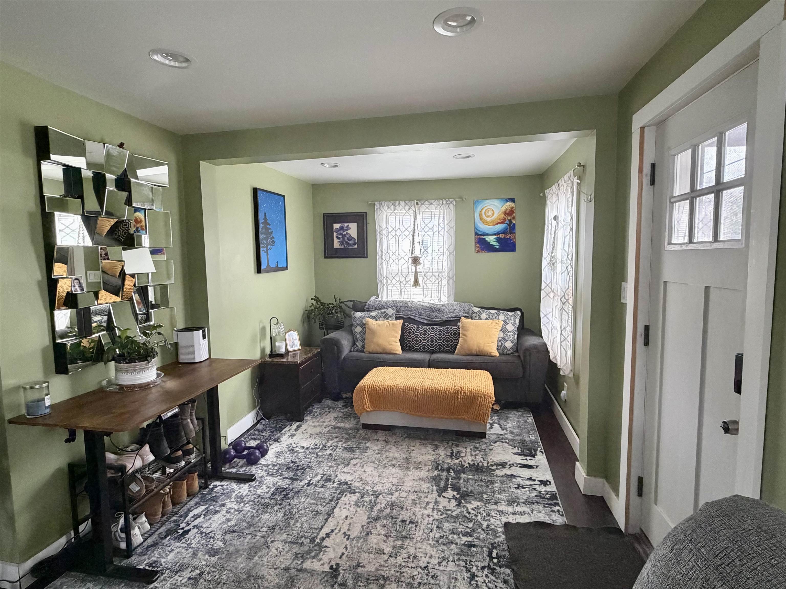 113 Plain Street Rutland, VT 05701 - Photo 5 of 23