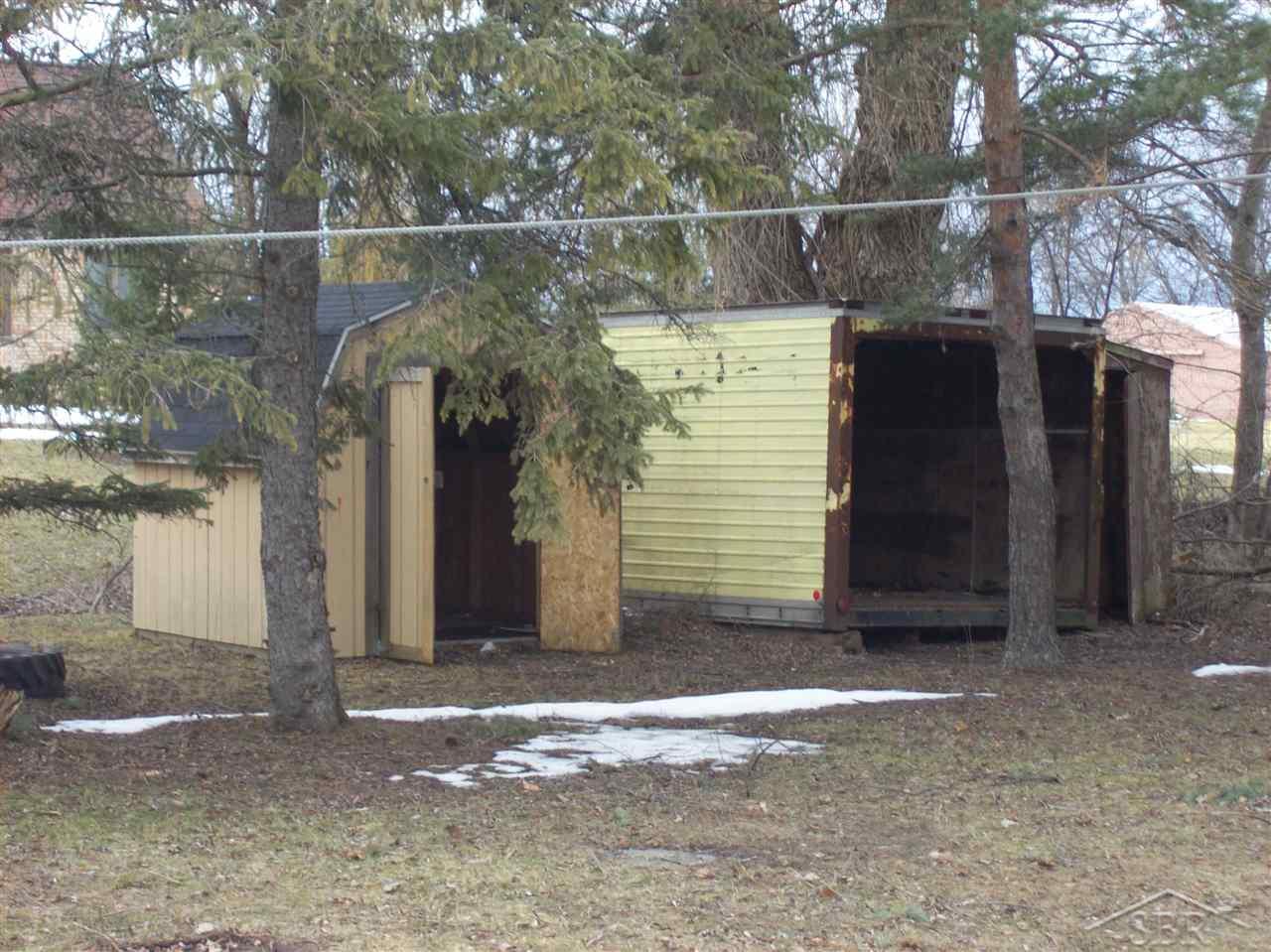 2390 Liberty Road Saginaw, MI 48604 - Photo 6 of 8