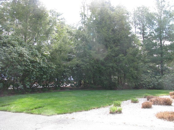 305 Simon Narrows Road Mashpee, MA 02649 - Photo 10 of 22
