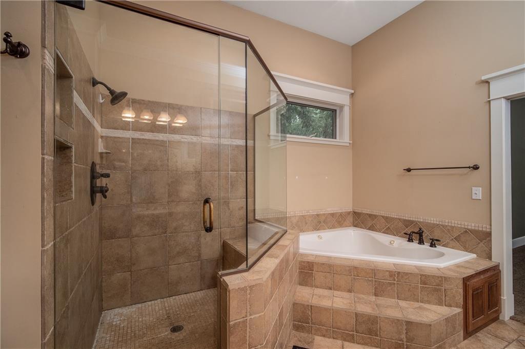 704 Folks Road Lawrence, KS 66049 - Photo 31 of 72