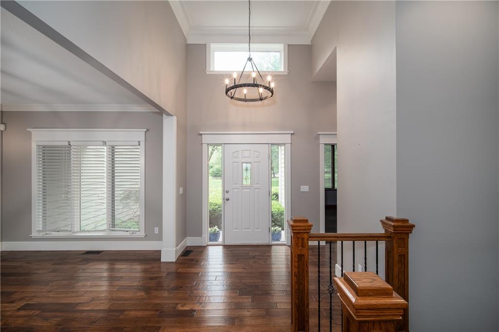 704 Folks Road Lawrence, KS 66049 - Photo 10 of 72