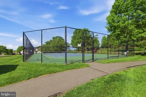 $679,000 | 1842 Faversham Way, Woodbridge, VA 22192