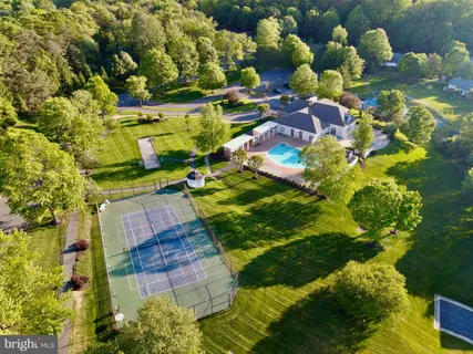 $679,000 | 1842 Faversham Way, Woodbridge, VA 22192