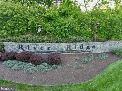 $679,000 | 1842 Faversham Way, Woodbridge, VA 22192