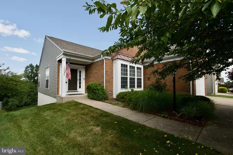 $679,000 | 1842 Faversham Way, Woodbridge, VA 22192