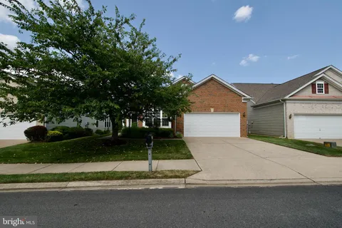 $679,000 | 1842 Faversham Way, Woodbridge, VA 22192