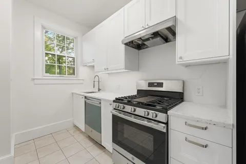 $289,000 | 1705 Lanier Place Northwest, Unit 208, Washington, DC 20009