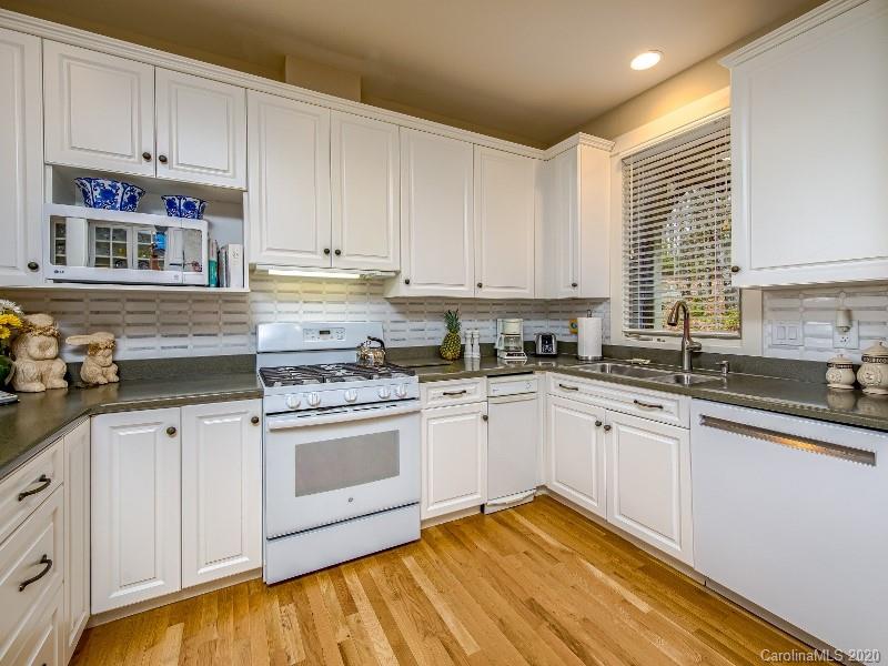 473 Feedrock Road Brevard, NC 28712 - Photo 14 of 42 Gallery Image 14
