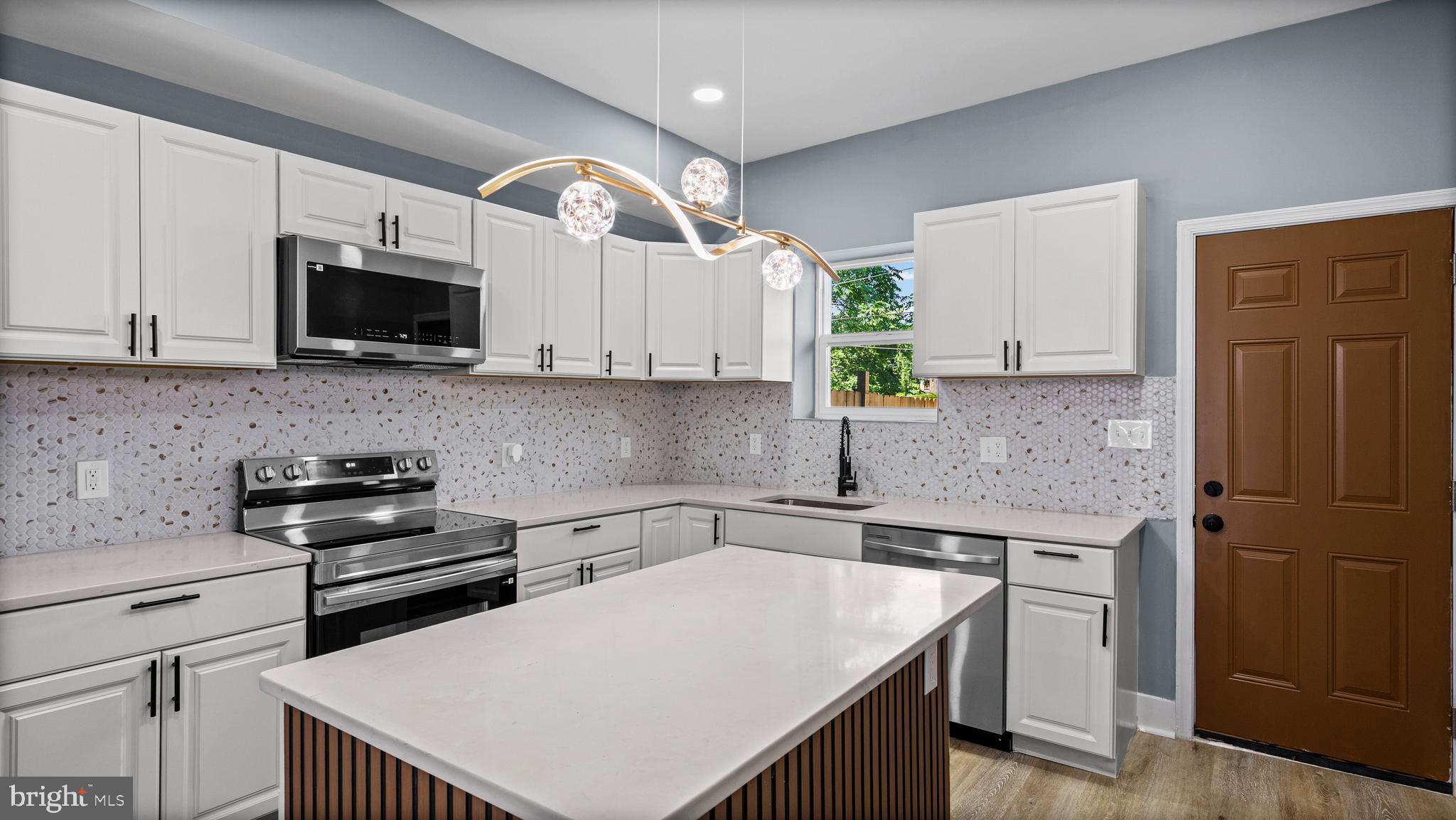 1720 Rutland Avenue Baltimore, MD 21213 - Photo 7 of 37