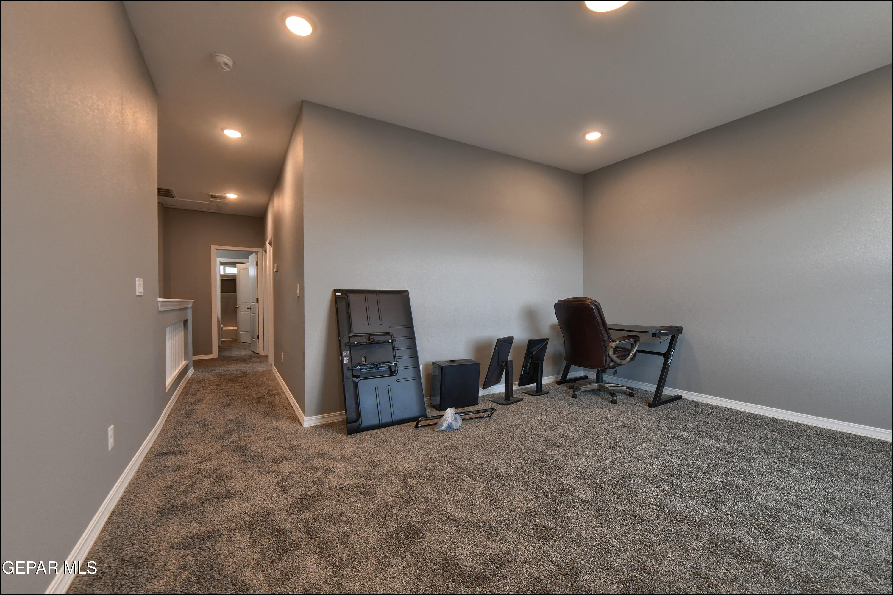 8408 Phil Place Vinton, TX 79821 - Photo 34 of 43 Loft