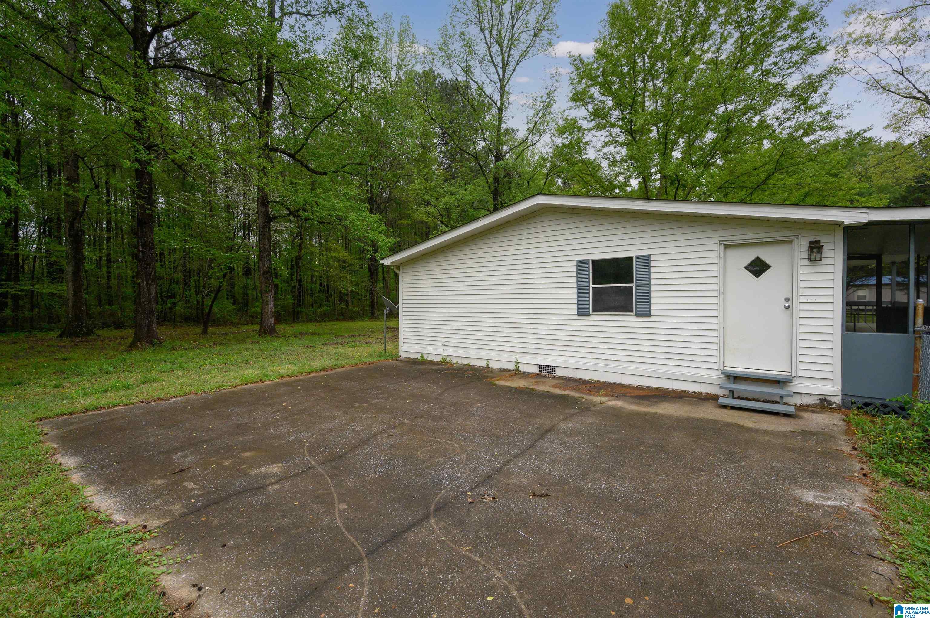 881 Southview Road Sylacauga, AL 35150 - Photo 34 of 39