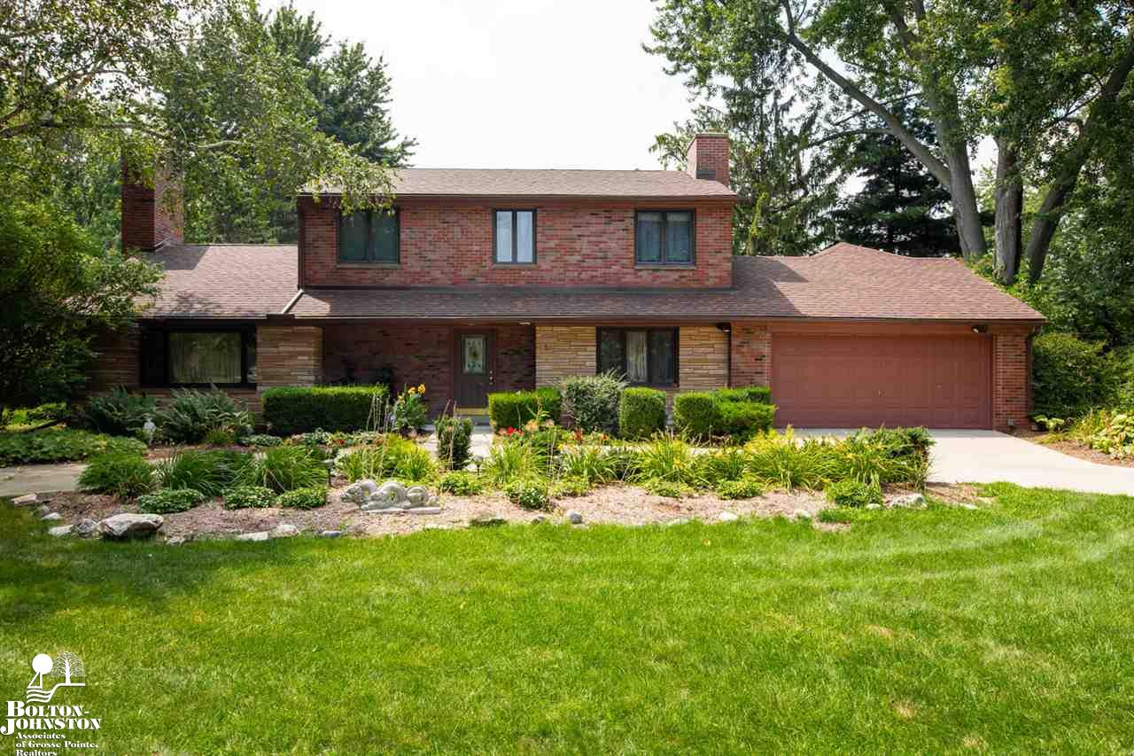 1067 Devonshire Road Grosse Pointe Park, MI 48230 - Photo 1 of 58