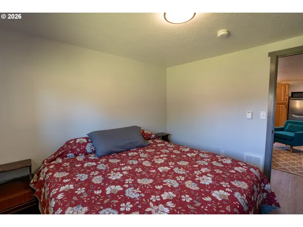 $610,000 | 2897 Game Farm Road, Springfield, OR 97477