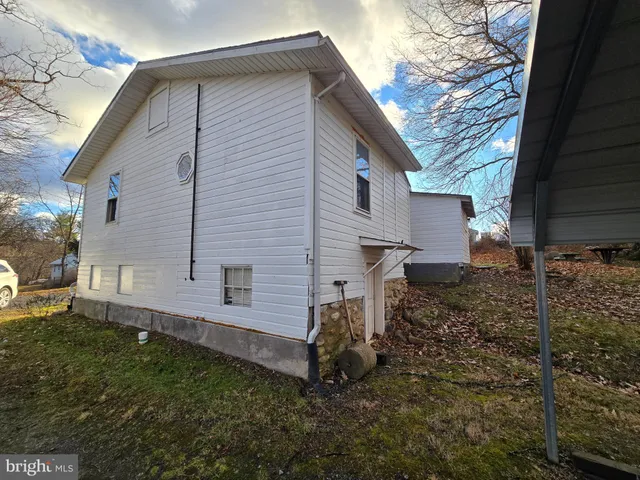 $104,900 | 14619 Redwood Street, Cresaptown, MD 21502