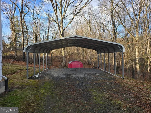 $104,900 | 14619 Redwood Street, Cresaptown, MD 21502