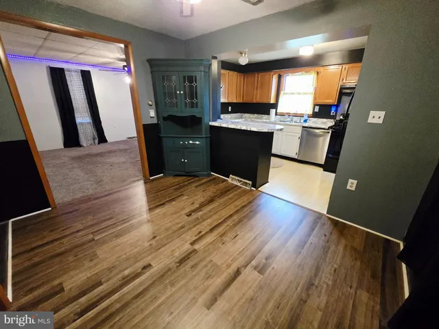 $104,900 | 14619 Redwood Street, Cresaptown, MD 21502