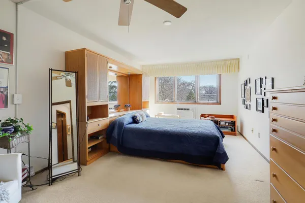 $198,000 | 4360 Brookside Court, Unit 218, Edina, MN 55436