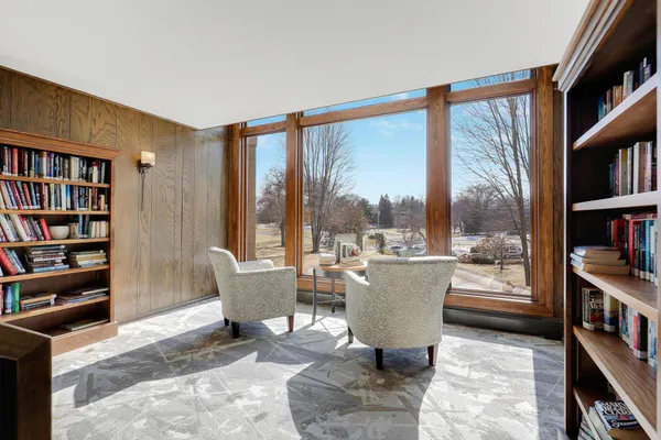 $198,000 | 4360 Brookside Court, Unit 218, Edina, MN 55436