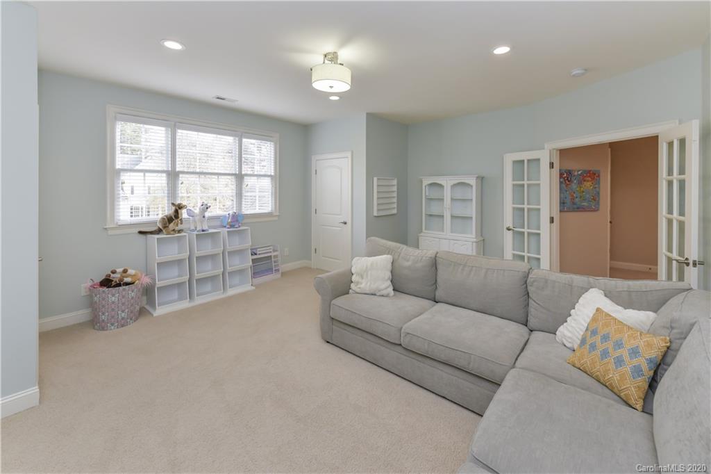 4277 Crepe Ridge Drive Denver, NC 28037 - Photo 19 of 44 Gallery Image 19