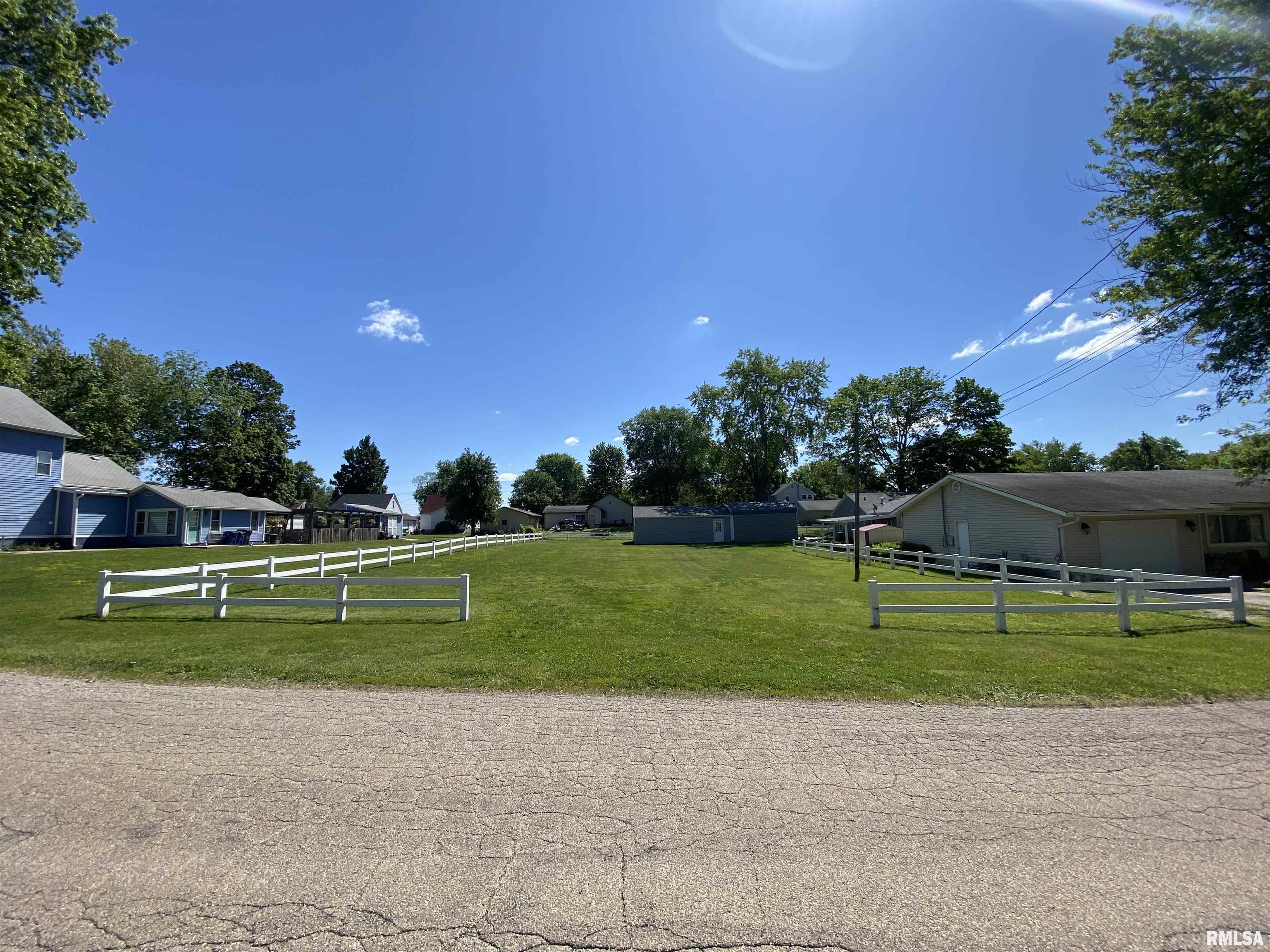 35 West Beech Street Canton, IL 61520 - Photo 18 of 38
