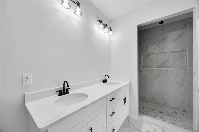 $320,000 | 120 Lyman Avenue, Duncan, SC 29334