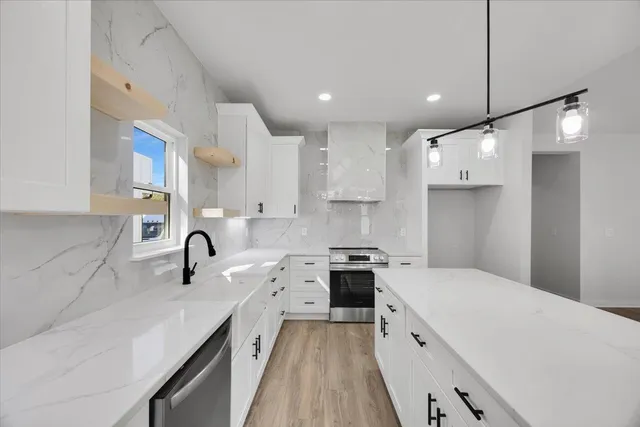 $320,000 | 120 Lyman Avenue, Duncan, SC 29334