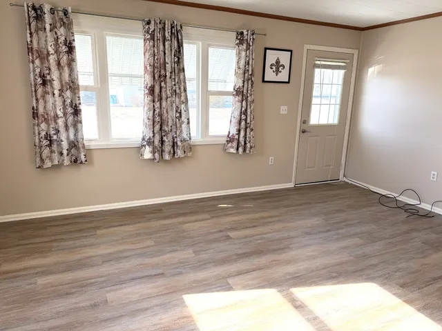 $1,200 | 2007 Schuyler Drive, Peru, IL 61354