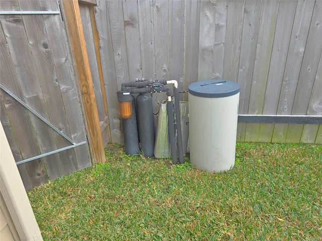 $359,900 | 14214 Singing Oaks Trail, Houston, TX 77045