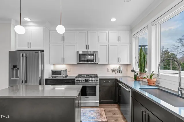 $2,850 | 5 Seawell Avenue, Unit 106, Raleigh, NC 27601