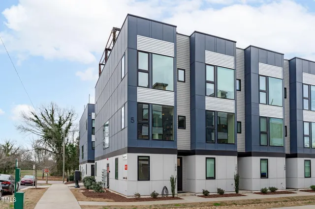 $2,850 | 5 Seawell Avenue, Unit 106, Raleigh, NC 27601