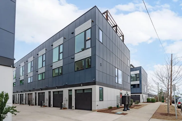 $2,850 | 5 Seawell Avenue, Unit 106, Raleigh, NC 27601