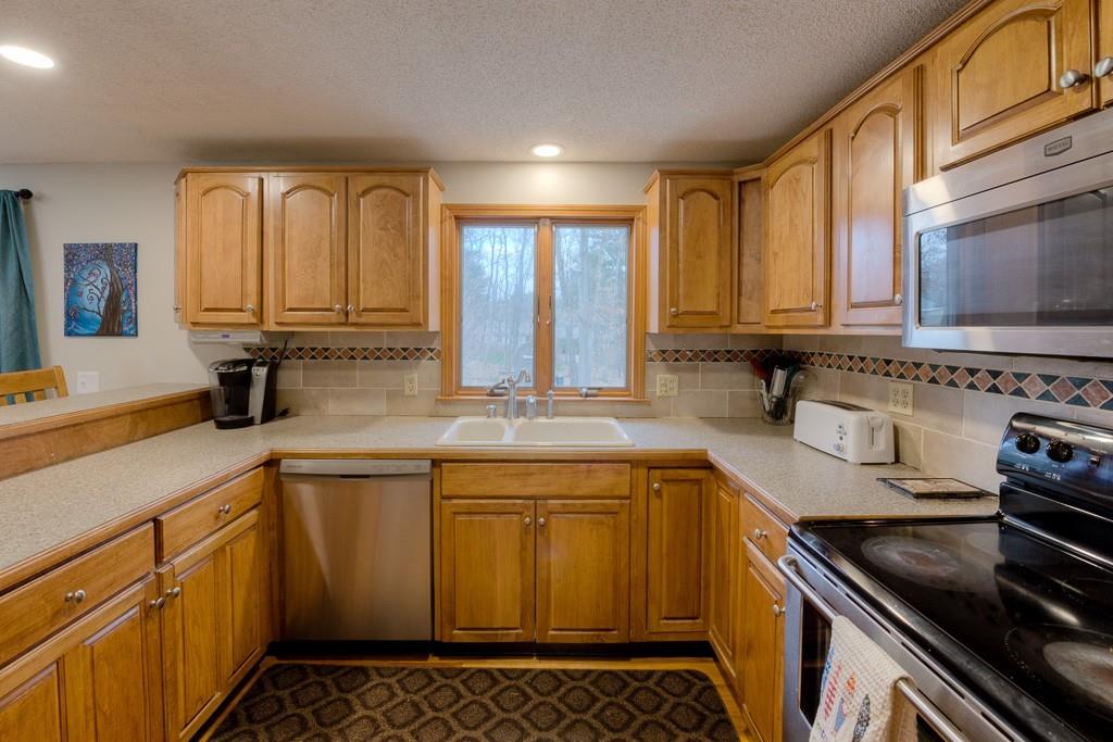 71 Woodside Road Ludlow, MA 01056 - Photo 11 of 40 Gallery Image 11