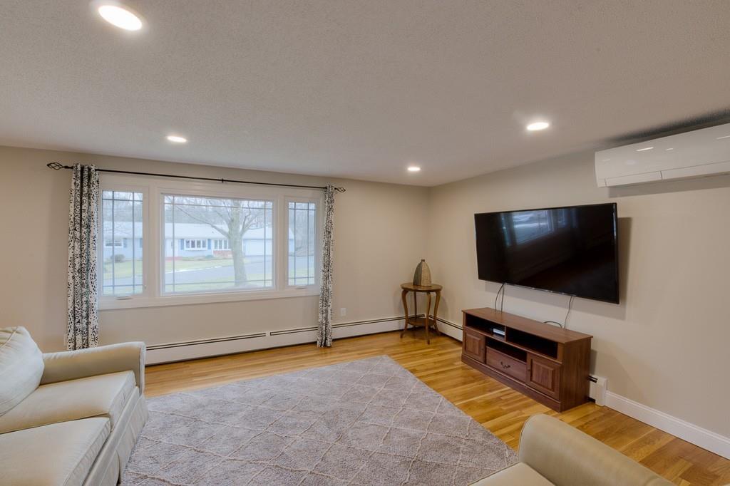 71 Woodside Road Ludlow, MA 01056 - Photo 10 of 40 Gallery Image 10