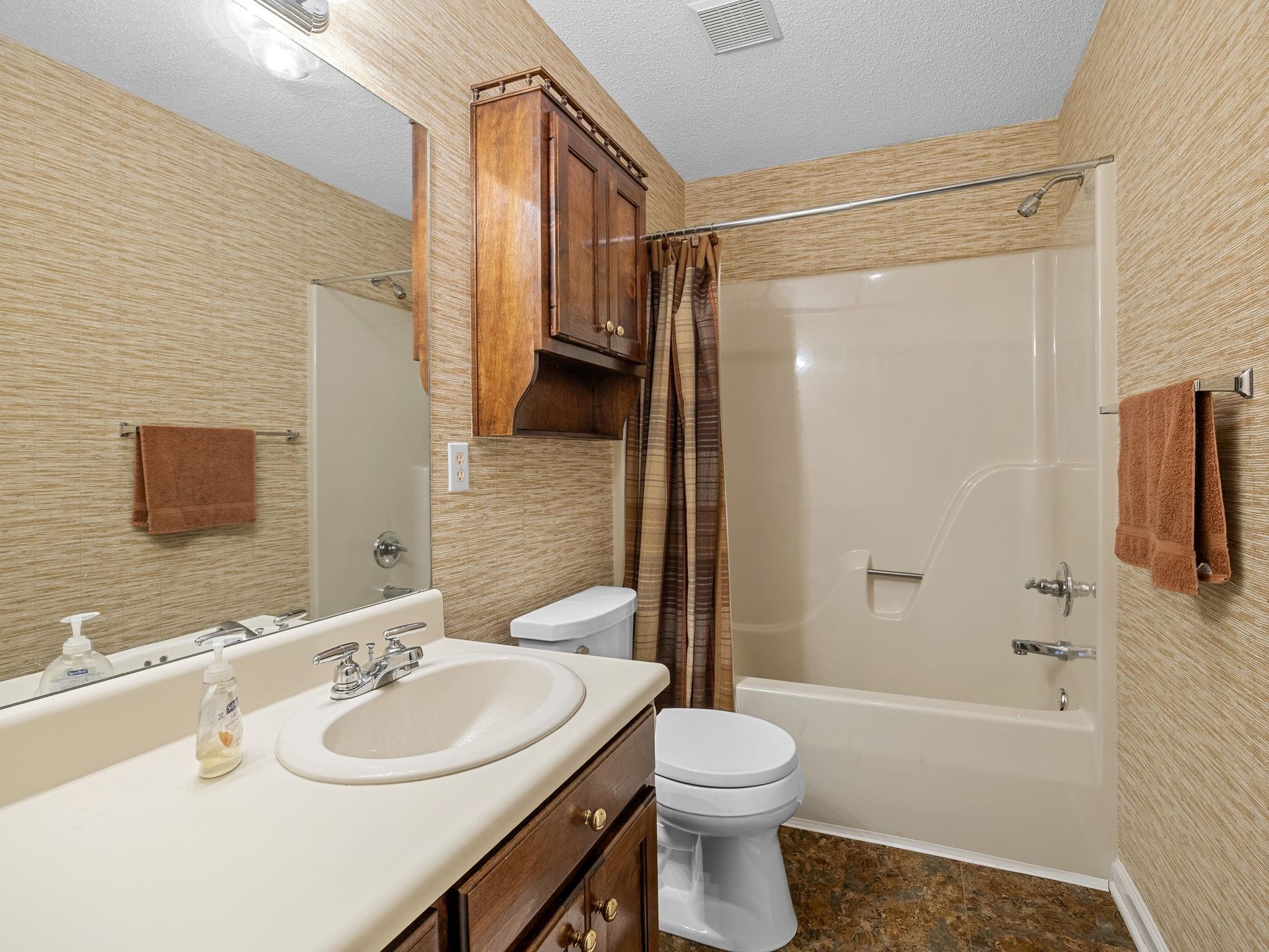 353 Round Ridge Road Spartanburg, SC 29302 - Photo 35 of 45 Gallery Image 35