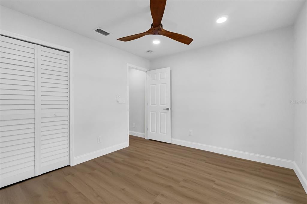 969 Commerce Road Southeast Palm Bay, FL 32909 - Photo 10 of 19 Gallery Image 10