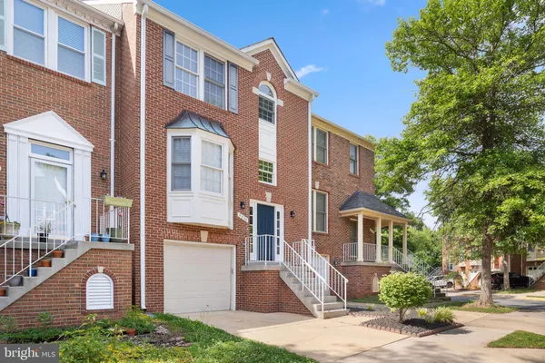 $624,900 | 5724 Wood Creek Lane, Centreville, VA 20120