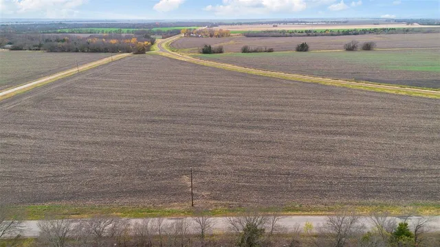 $299,000 | 985 St Ennis Tx 75119, Ennis, TX 75119