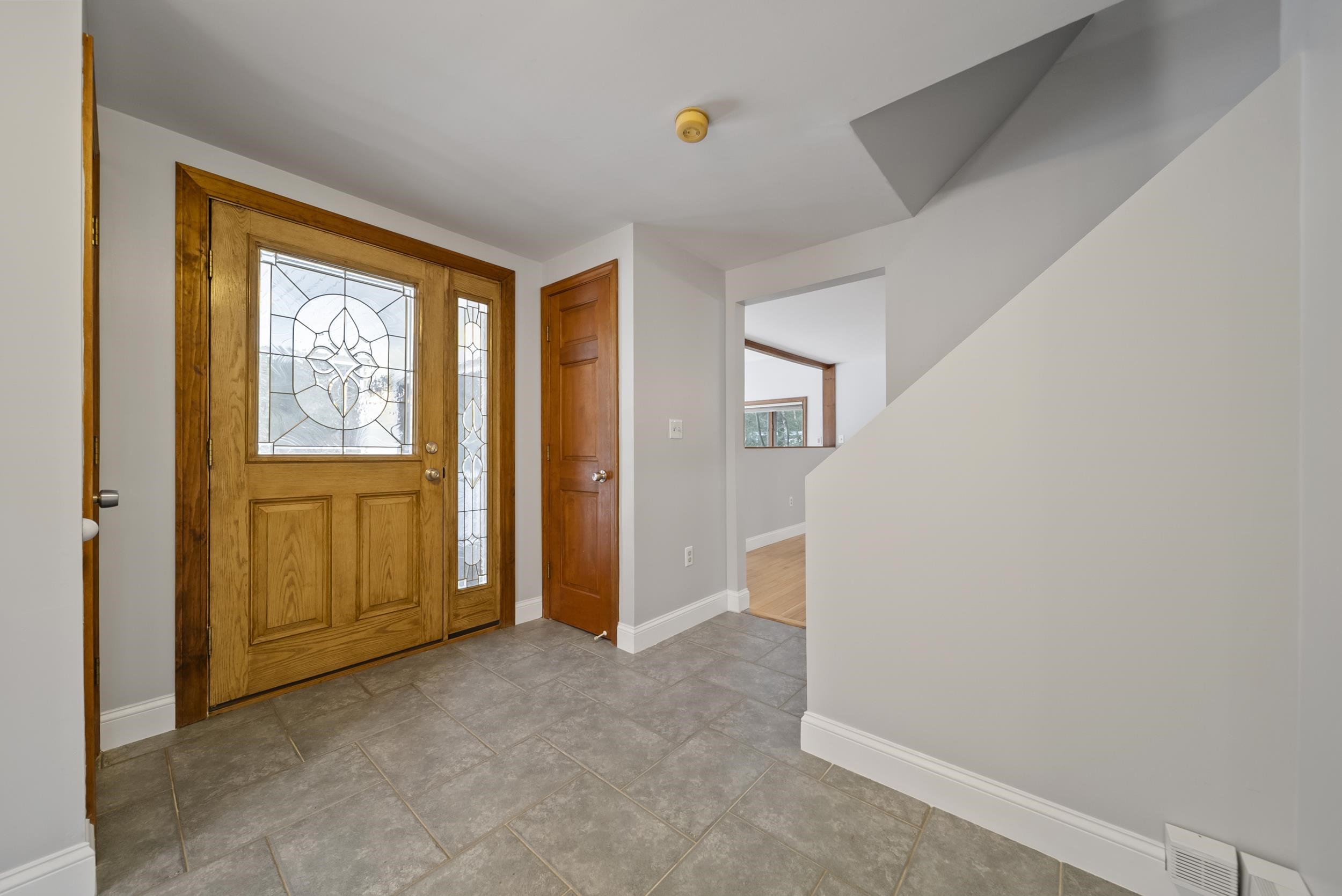 10 Colman Path Merrimack, NH 03054 - Photo 4 of 52 Gallery Image 4