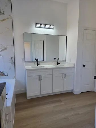 $2,500 | 10013 Daly Drive, Fort Worth, TX 76053