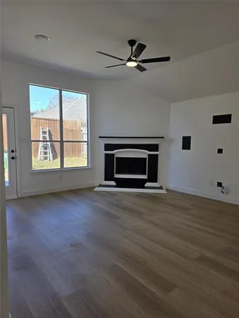 $2,500 | 10013 Daly Drive, Fort Worth, TX 76053