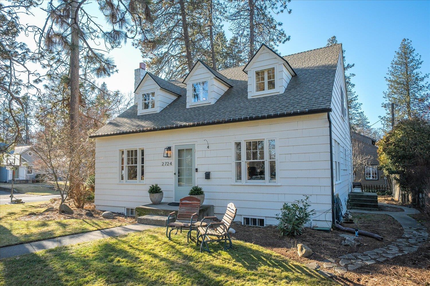 2724 South Howard Street Spokane, WA 99203 - Photo 3 of 50