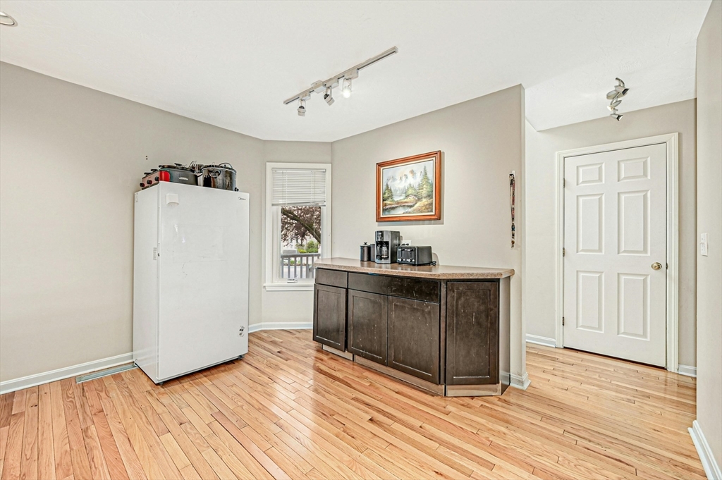 73 Pointe Rok Drive, Unit 73 Worcester, MA 01604 - Photo 12 of 42 Gallery Image 12