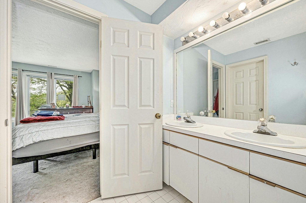 73 Pointe Rok Drive, Unit 73 Worcester, MA 01604 - Photo 19 of 42 Gallery Image 19