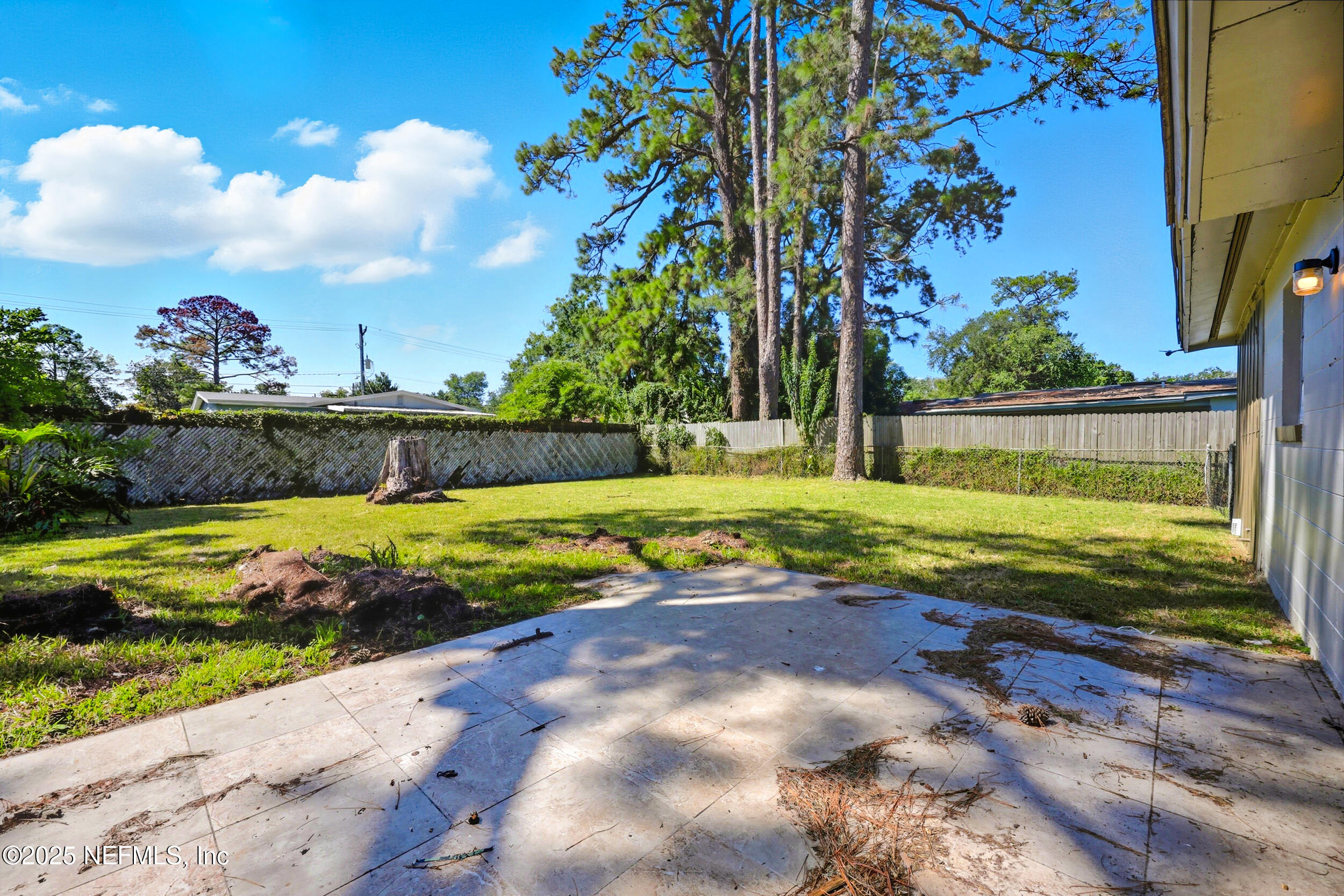 5604 Sabena Road Jacksonville, FL 32207 - Photo 23 of 29 a view of a yard