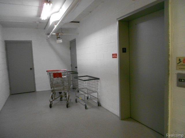 875 GreenView Court, Unit 60 Rochester, MI 48307 - Photo 17 of 17 Elevator & handy carts